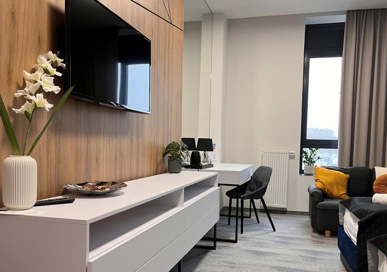Kampus Vizja Park Apartment วอร์ซอ ภายนอก รูปภาพ